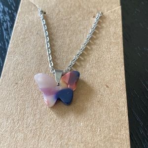 Harriet Ave marbled butterfly pendant-NWT
